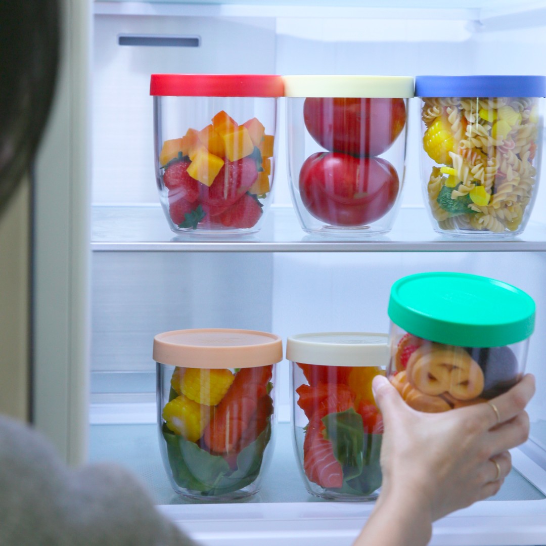 KEEPER POTs of prepped fruit in the fridge